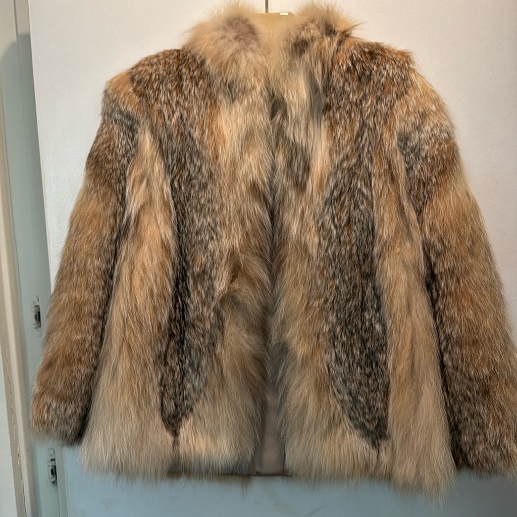 Lynx Short Coat